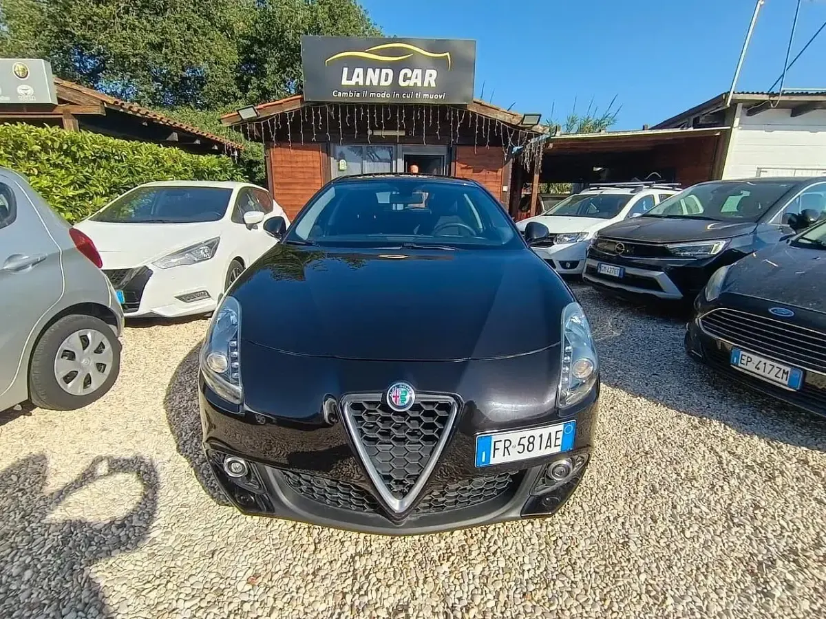 Usata Alfa Romeo Giulietta Business 120 CV (88 kW) 2018 Nero Utilitaria