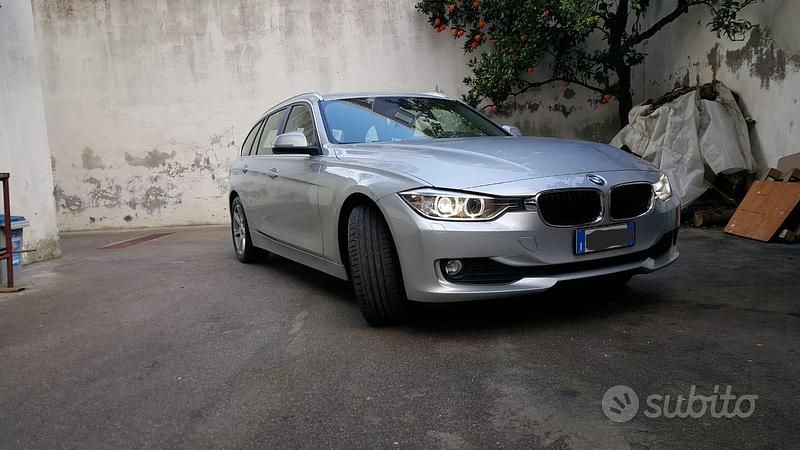 Usata BMW 318 143 CV (105 kW) 2013 Grigio Station wagon