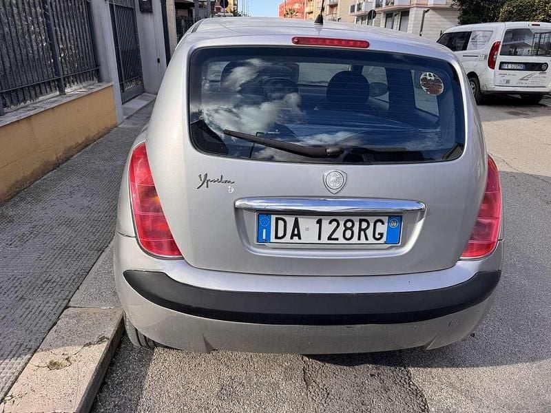 Grigio Usata 2006 Lancia Ypsilon Due volumi | 2550 € (Super prezzo) - Immagine 1/4