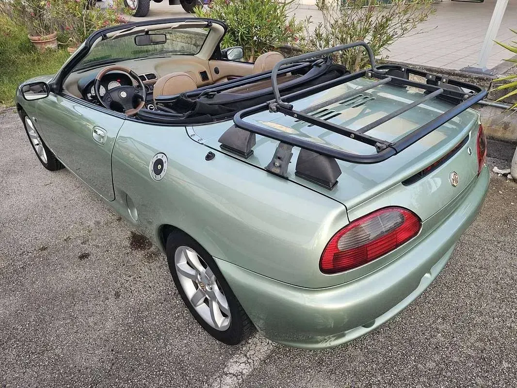 Usata MG F 145 CV (106 kW) 2000 Verde Cabrio