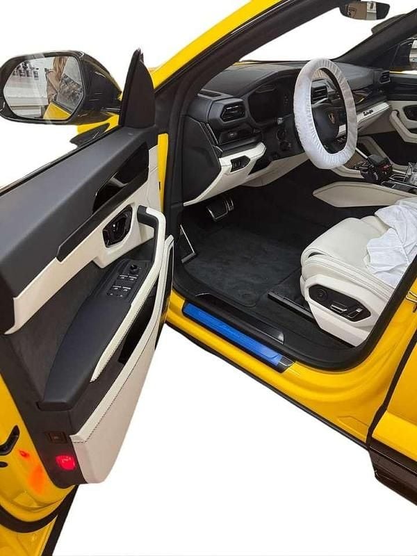 Nuova Lamborghini Urus 799 CV (587 kW) 2026 Giallo SUV