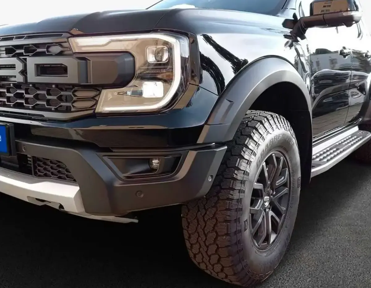 Nuova Ford Ranger Raptor 209 CV (153 kW) 2026 Nero Pick-up