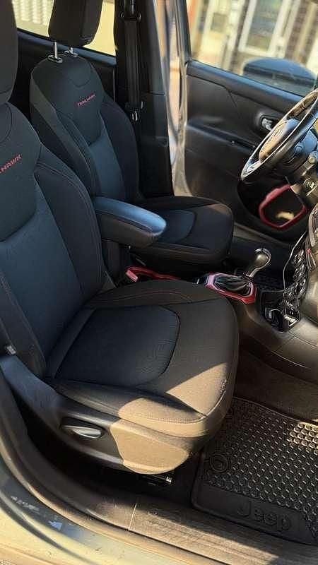 Usata Jeep Renegade Trailhawk 170 CV (125 kW) 2016 SUV