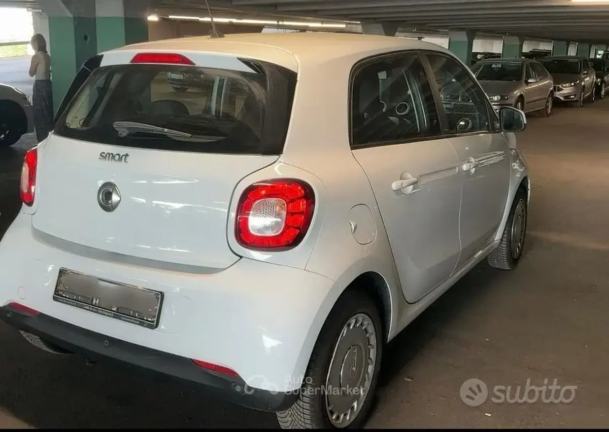 Usata Smart ForFour Passion 71 CV (52 kW) 2016 Bianco Utilitaria
