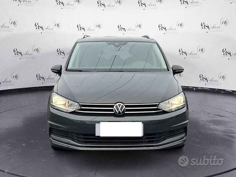 Gebraucht VW Touran Goal 150 PS (110 kW) 2025 Grau Van / Kleinbus