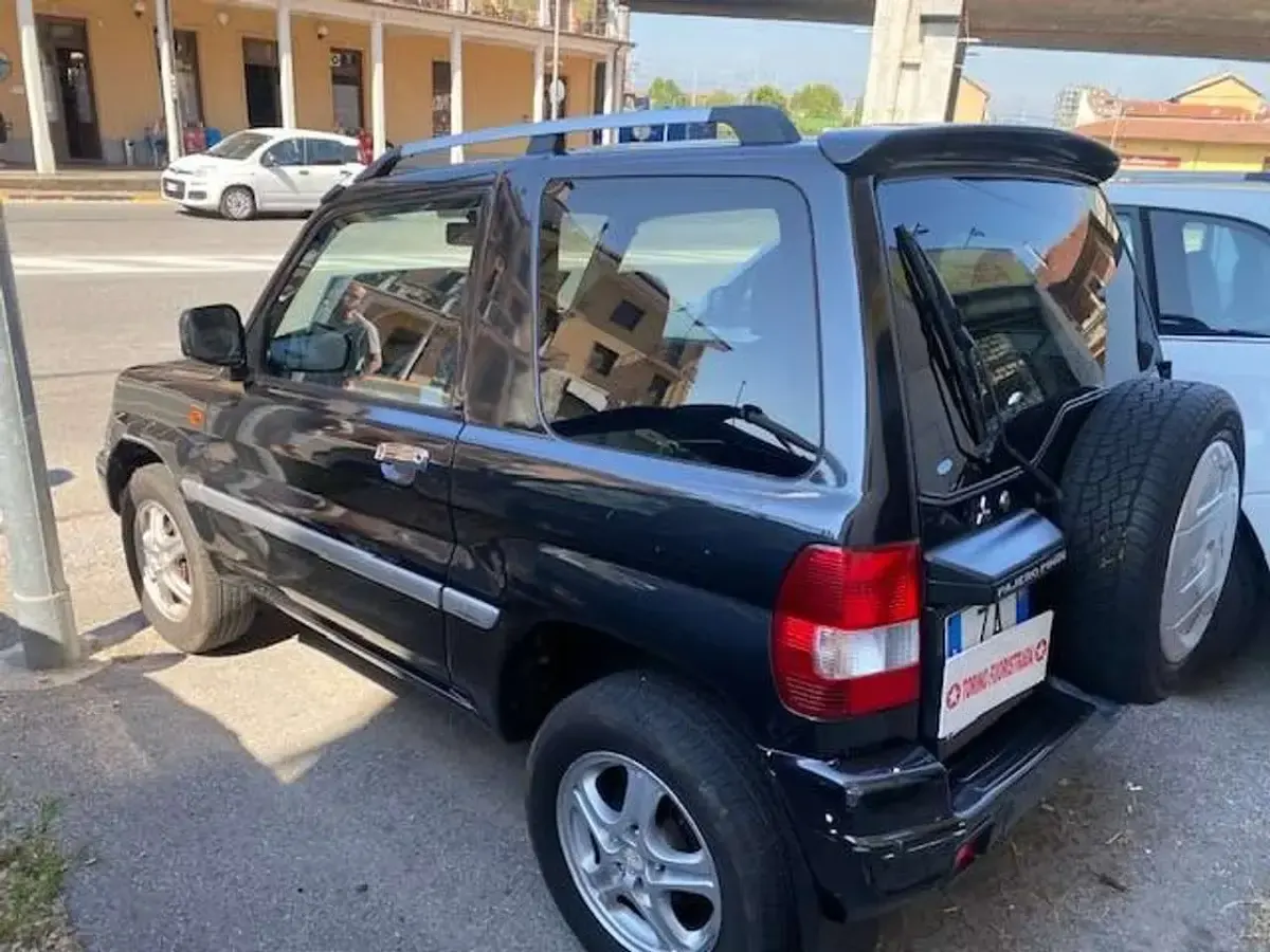 Usata Mitsubishi Pajero 114 CV (83 kW) 2005 Nero SUV