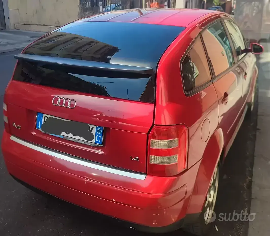 Usata Audi A2 75 CV (55 kW) 2002 Rosso Utilitaria