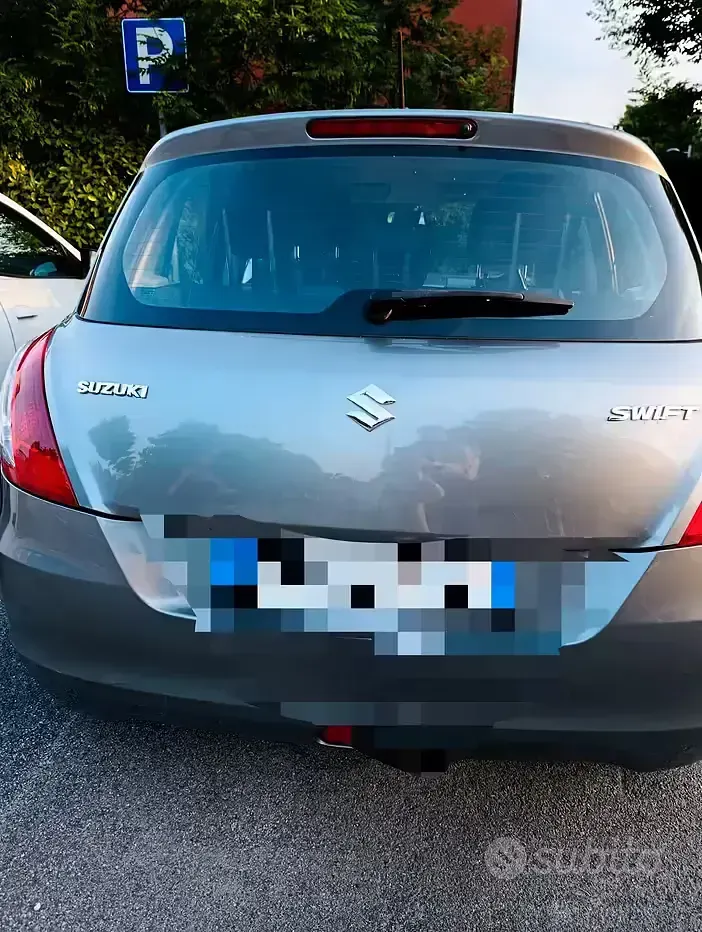 Second-hand Suzuki Swift Cool 94 CP (69 kW) 2015 Hatchback