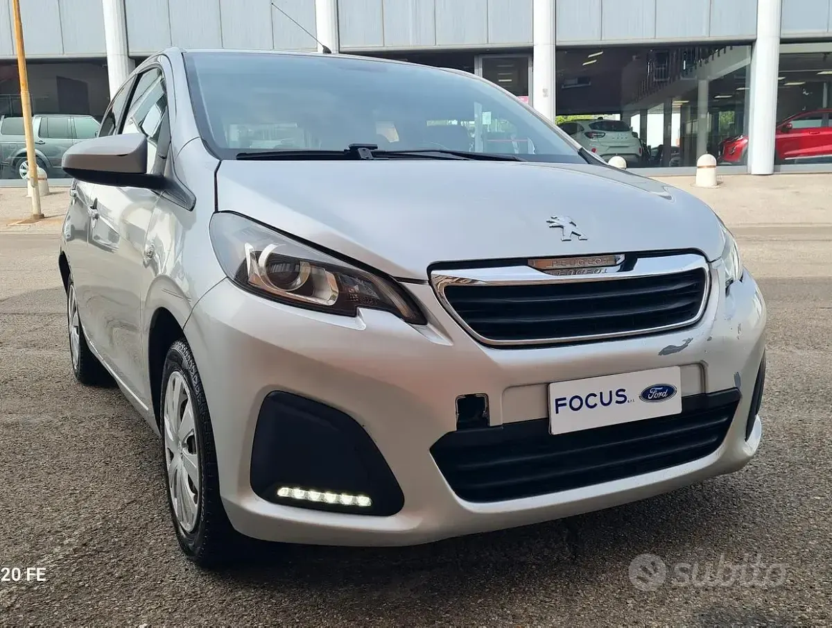 Usata Peugeot 108 Access 69 CV (50 kW) 2016 Grigio Berlina