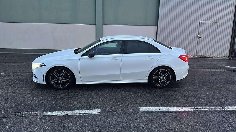 Usata Mercedes A180 Premium 116 CV (85 kW) 2020 Berlina