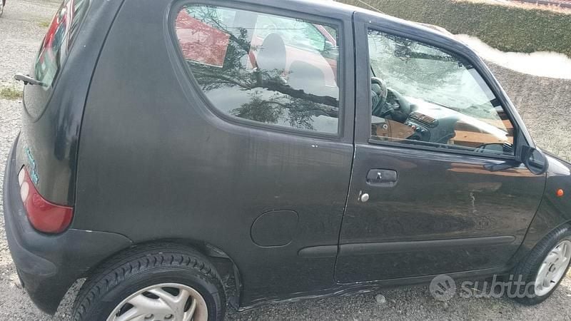 Usata Fiat Seicento 54 CV (39 kW) 1999 Nero Utilitaria
