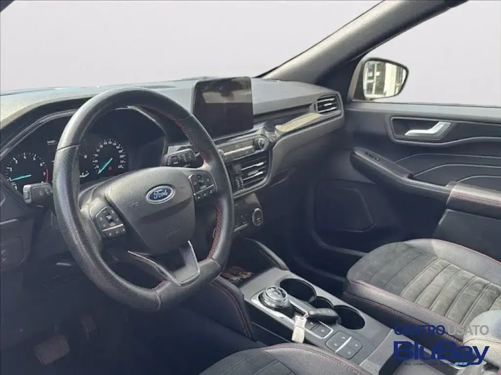 Usata Ford Kuga ST-Line X 190 CV (139 kW) 2021 Magnetic grey SUV