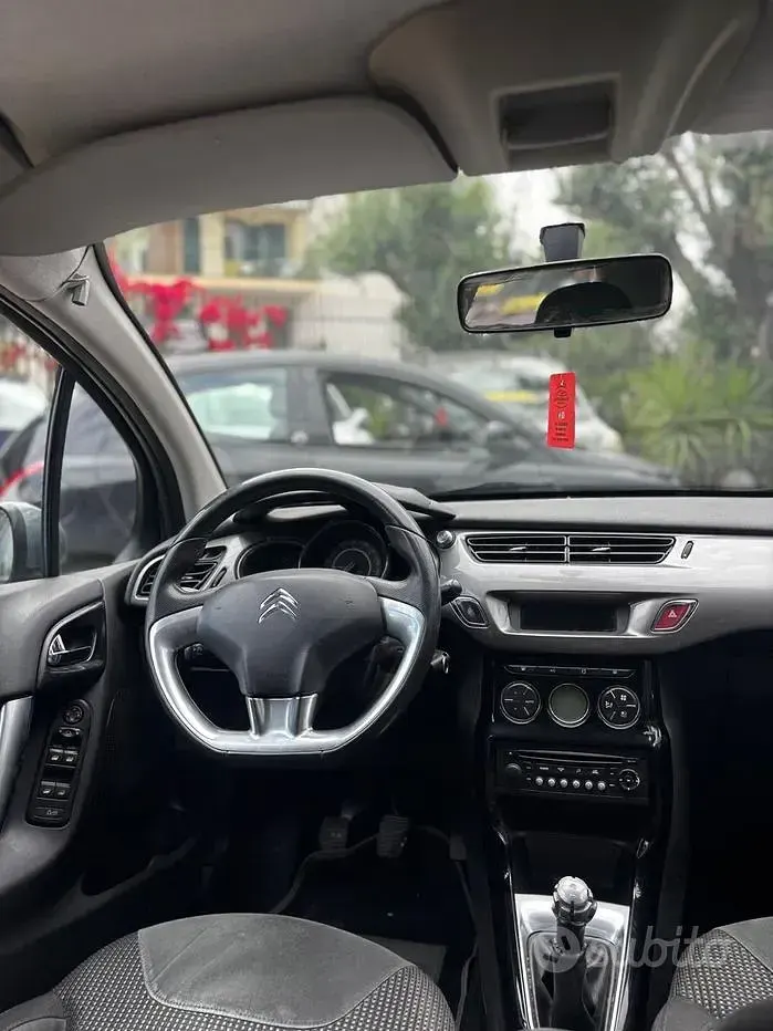 Usata Citroën C3 Exclusive 70 CV (51 kW) 2010 Grigio Berlina
