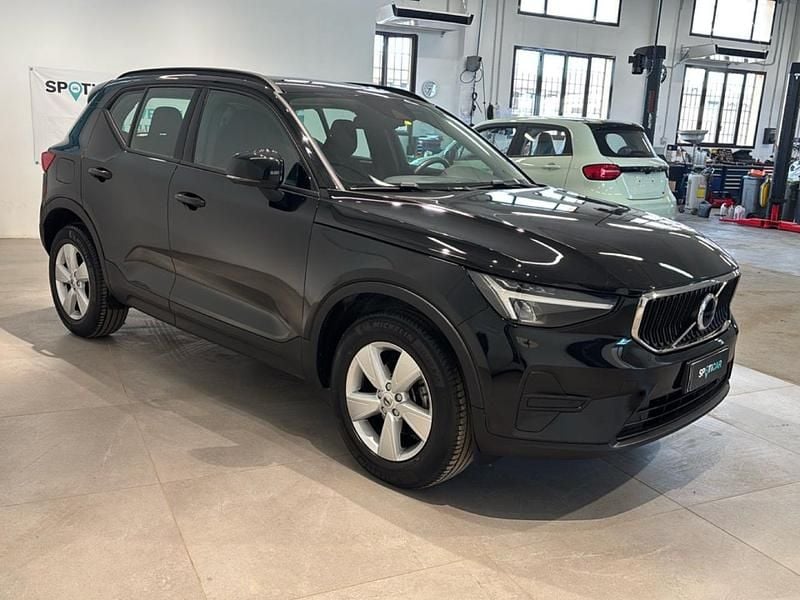 Usata Volvo XC40 129 CV (94 kW) 2022 Nero SUV