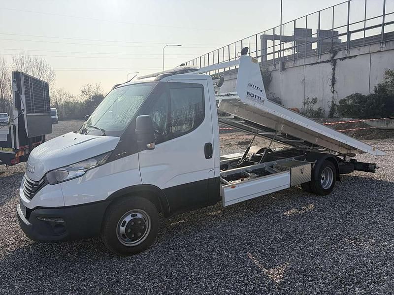 Nuova Iveco Daily 160 CV (117 kW) 2026 Bianco Furgone