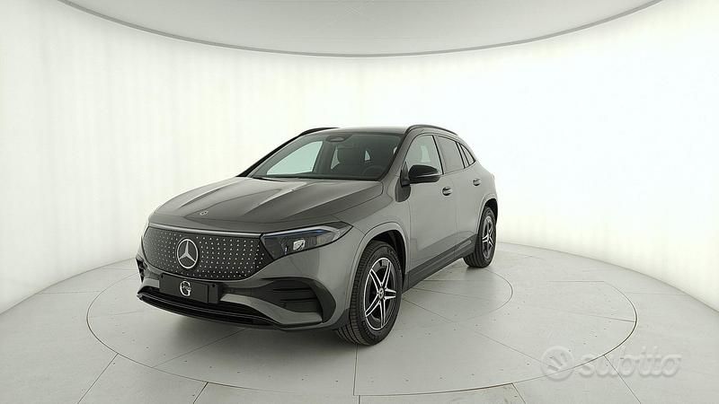 Grigio Nuova 2025 Mercedes EQA250+ SUV | 47.500 € (Buon prezzo) - Immagine 1/4