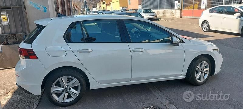 Usata VW Golf VII 2021 Bianco Utilitaria