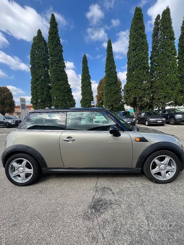 Usata Mini Cooper Pepper 120 CV (88 kW) 2007 Utilitaria