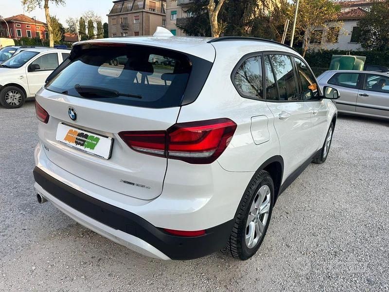 Usata BMW X1 Advantage 125 CV (91 kW) 2021 Bianco SUV