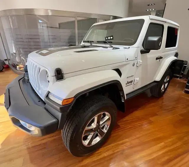 Begagnad Jeep Wrangler Sahara 200 HK (147 kW) 2020 Vit SUV