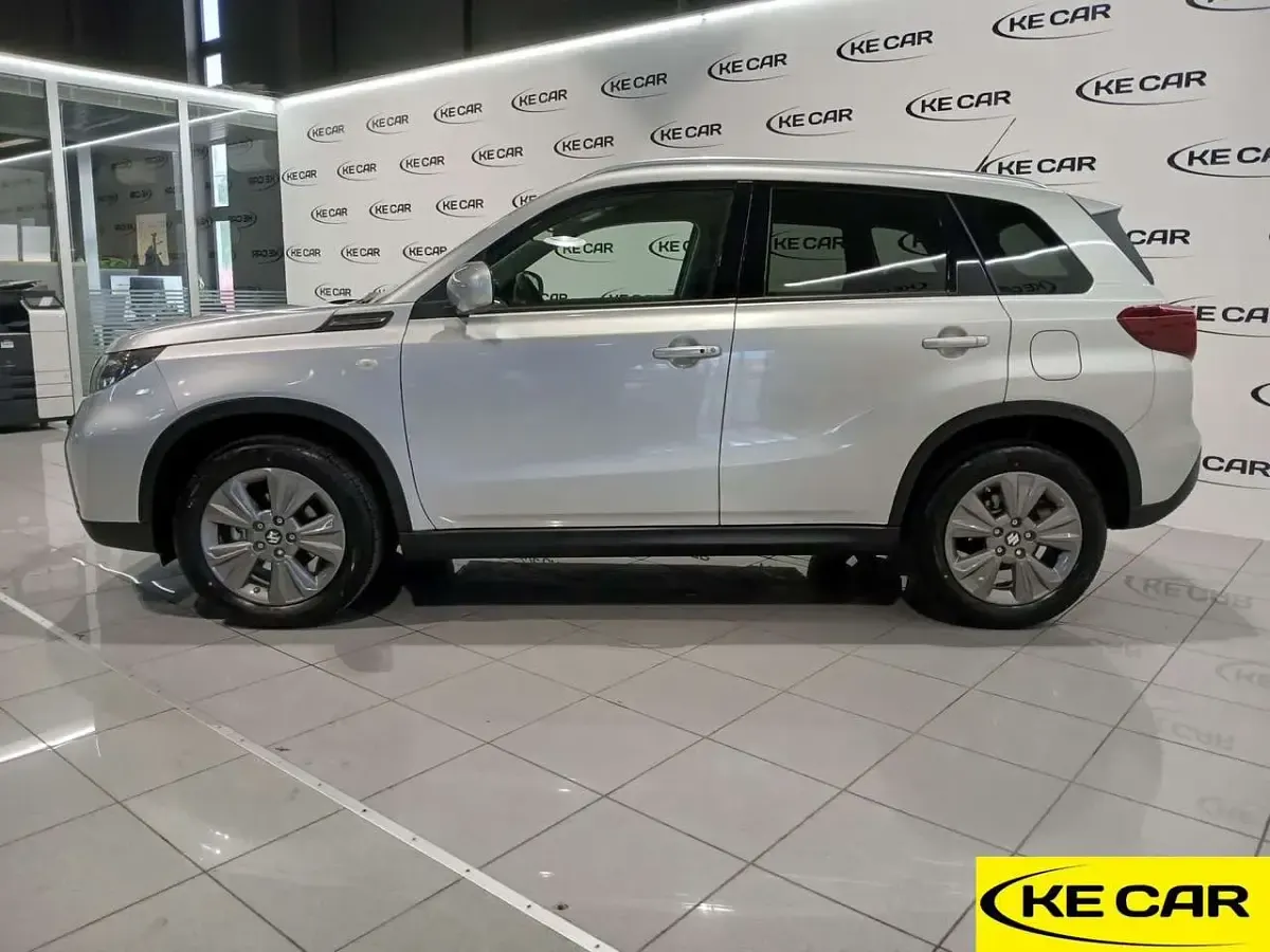 Usata Suzuki Vitara Cool 110 CV (80 kW) 2025 Argento SUV