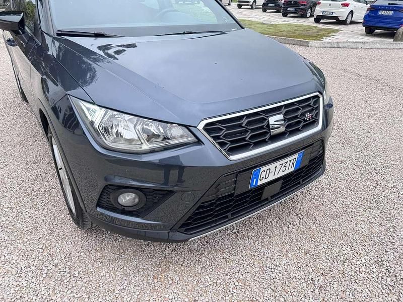 Usata Seat Arona FR 90 CV (66 kW) 2020 Grigio SUV