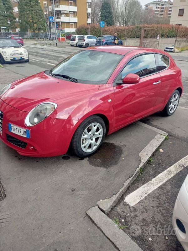 Usata Alfa Romeo MiTo 140 CV (102 kW) 2016 Rosso Utilitaria