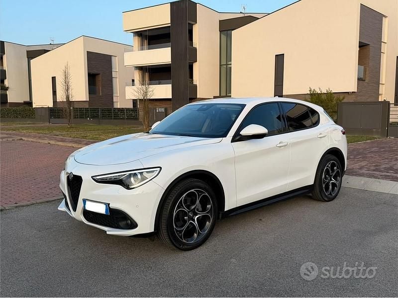 Bianco Usata 2021 Alfa Romeo Stelvio SUV | 22.000 € (Super prezzo) - Immagine 1/4