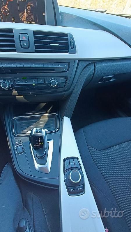 Usata BMW 318 2015 Grigio Berlina