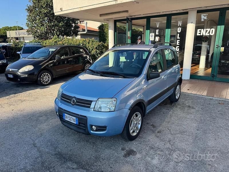 Blu Usata 2009 Fiat Panda Dynamic Tre volumi | 2400 € (Ottimo prezzo) - Immagine 1/4