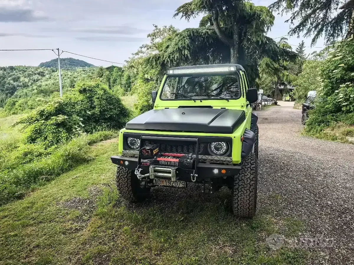 Usata Suzuki Samurai 64 CV (47 kW) 1990 Verde SUV