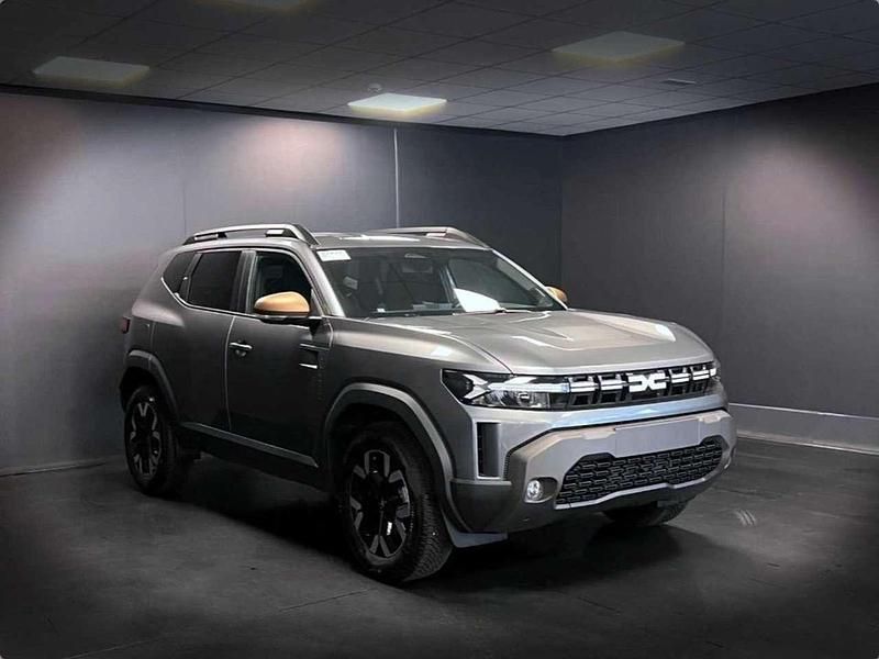 Nuova Dacia Duster Extreme 131 CV (96 kW) 2025 Grigio scuro SUV