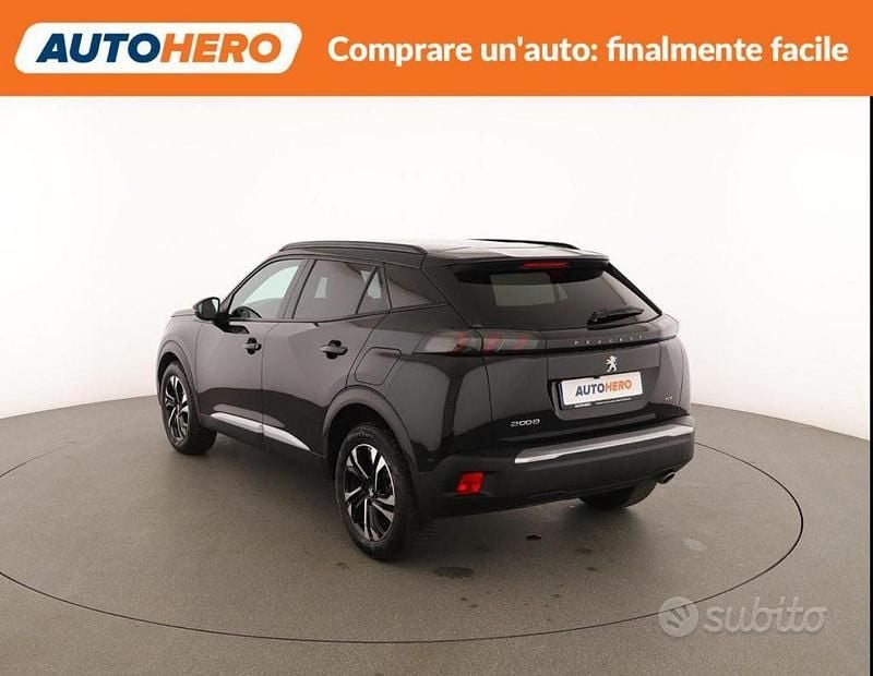 Usata Peugeot 2008 GT-line 131 CV (96 kW) 2021 Nero SUV
