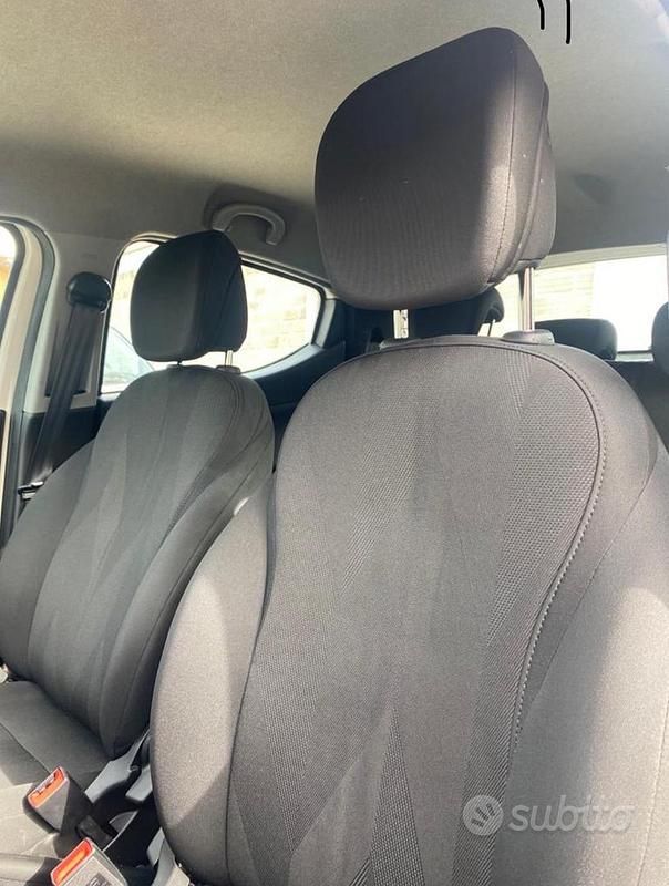 Usata Lancia Ypsilon 69 CV (50 kW) 2020 Bianco Utilitaria