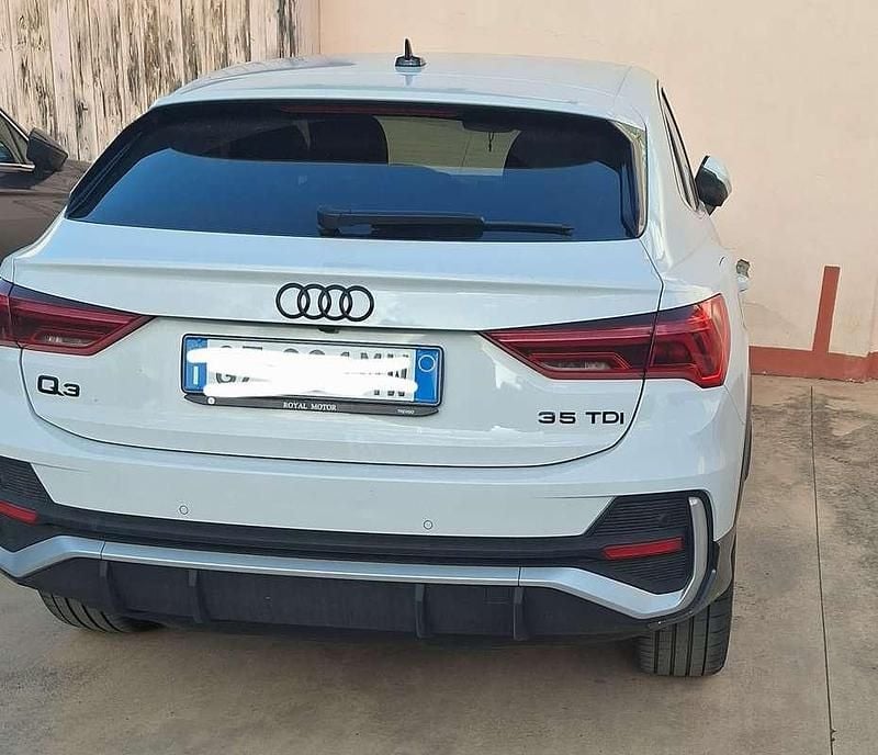 Usata Audi Q3 Sportback S-Line 150 CV (110 kW) 2021 Bianco SUV