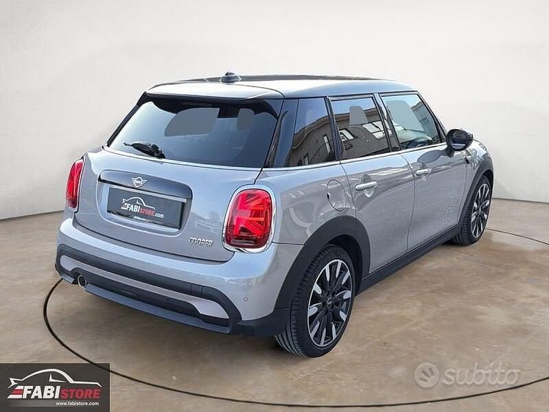 Usata Mini Cooper 136 CV (100 kW) 2021 Beige Utilitaria
