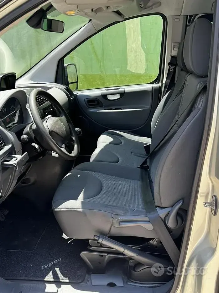 Usata Peugeot Expert 140 CV (102 kW) 2007 Furgone