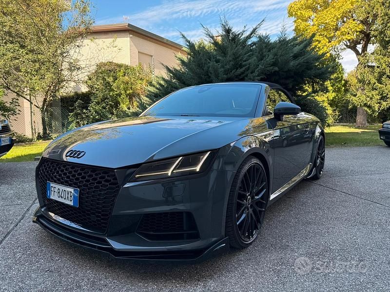 Grigio Usata 2016 Audi TT Roadster S-Line Cabrio | 27.950 € (Cara) - Immagine 1/4