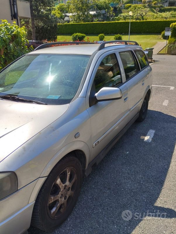 Usata Opel Astra 75 CV (55 kW) 2003 Grigio Berlina