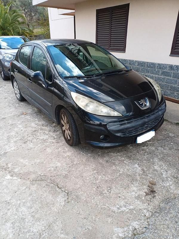 Usata Peugeot 207 70 CV (51 kW) 2006 Nero Berlina