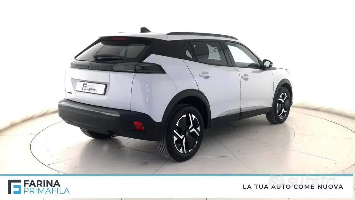 Usata Peugeot 2008 Allure 101 CV (74 kW) 2025 Bianco SUV