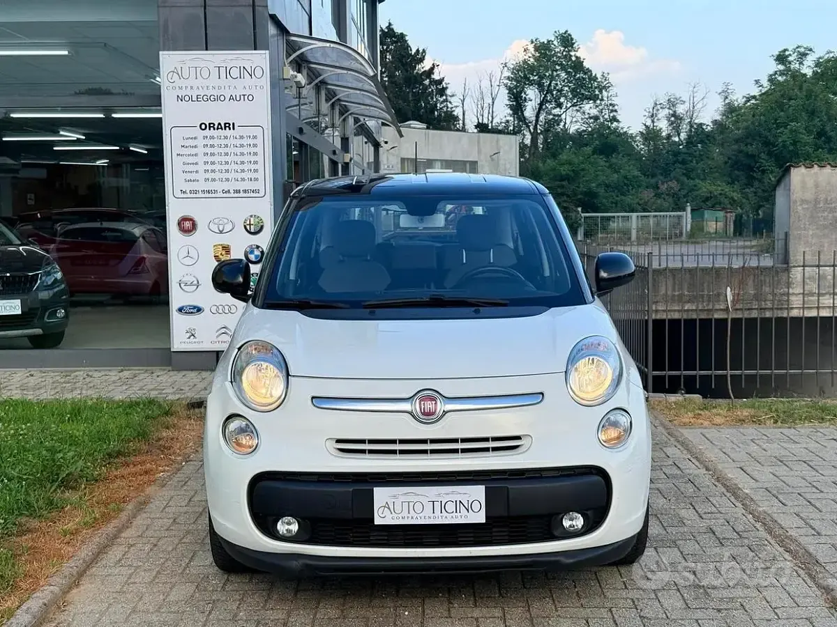 Usata Fiat 500L Lounge 120 CV (88 kW) 2014 Bianco Monovolume