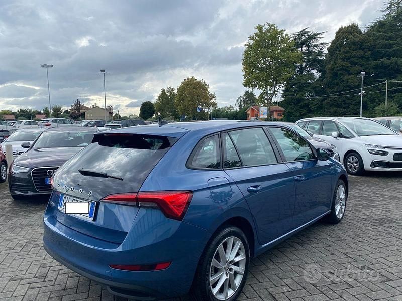 Usata Skoda 110 R Style 110 CV (80 kW) 2021 Blu Berlina