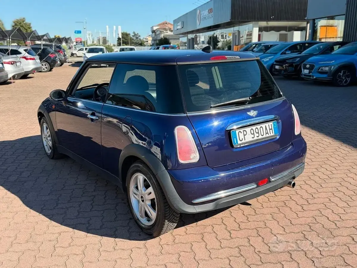 Usata Mini ONE 90 CV (66 kW) 2004 Bluazzurro Utilitaria