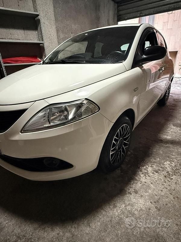 Usata Lancia Ypsilon Gold 2020 Bianco Utilitaria