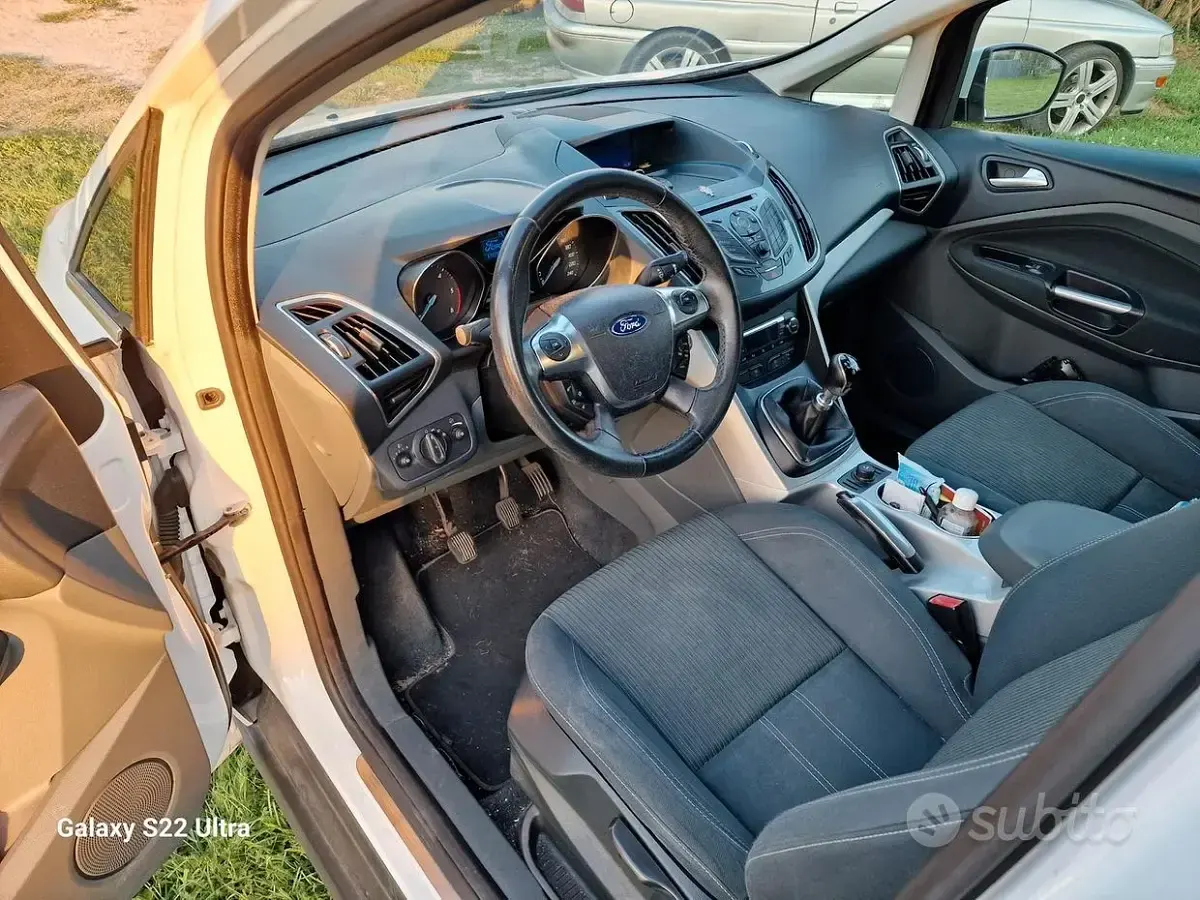 Usata Ford C-MAX 115 CV (84 kW) 2011 Bianco Monovolume