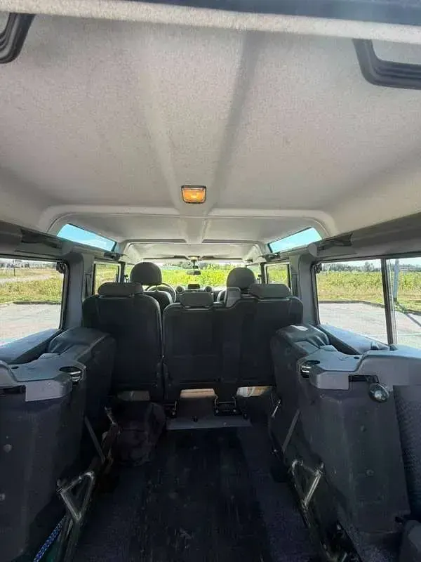 Usata Land Rover Defender S 122 CV (89 kW) 2011 Bianco Station wagon