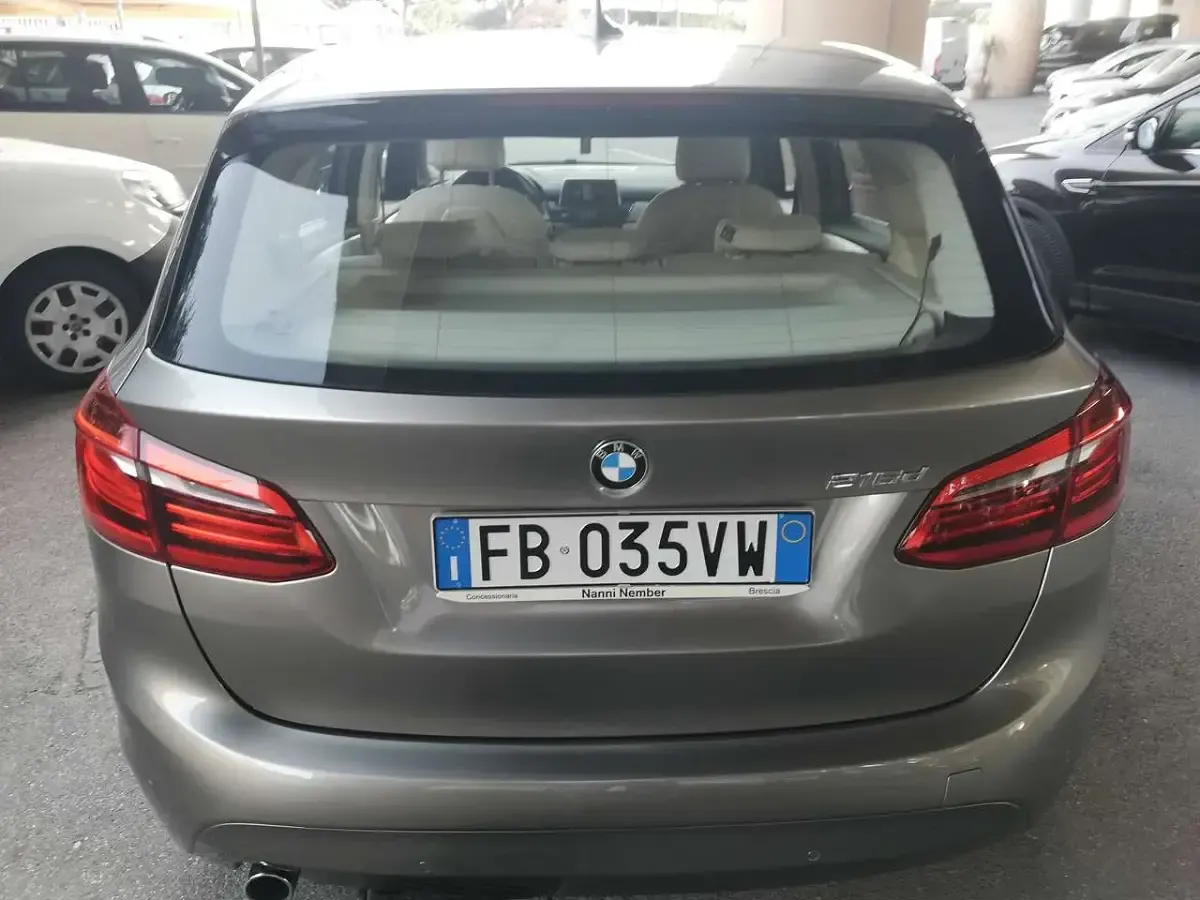 Usata BMW 216 Active Tourer Advantage 116 CV (85 kW) 2016 Bronzo Monovolume