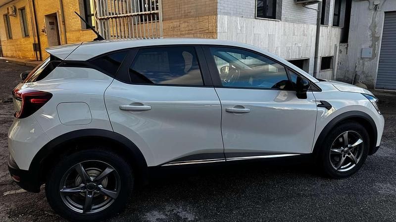 Usata Renault Captur Business 101 CV (74 kW) 2020 Beige SUV