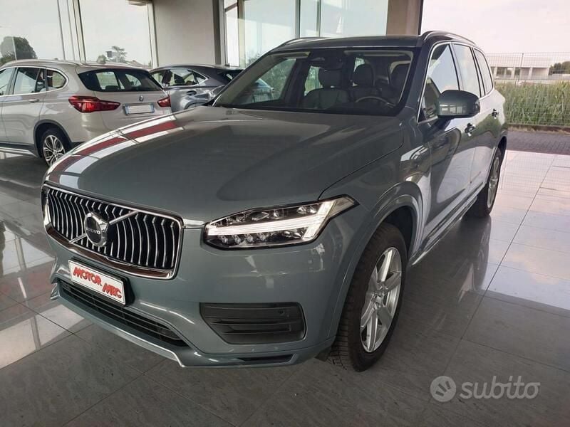 Thunder grey Usata 2023 Volvo XC90 Core SUV | 48.900 € (Ottimo prezzo) - Immagine 1/4